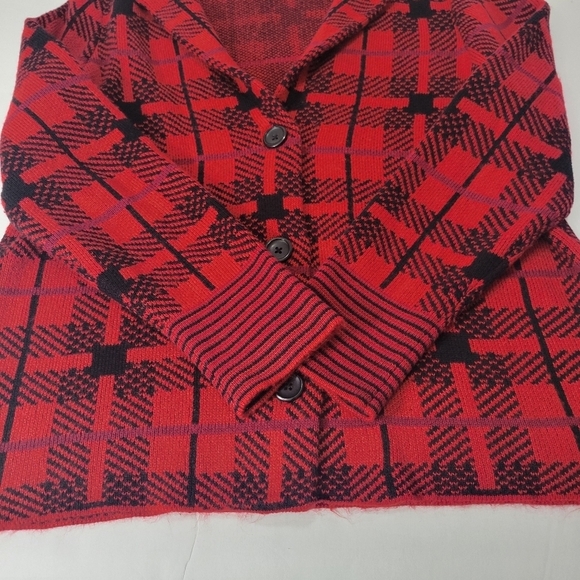 CJ Banks Red Black Plaid 3 Button Cardigan Sweater Semi Thick Size 14W - Picture 9 of 12